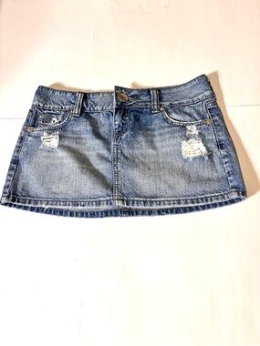 26 Hint Denim Mini Skirt - Light Blue Distressed